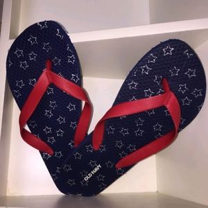 New Girls (or boys) Old Navy flip flops